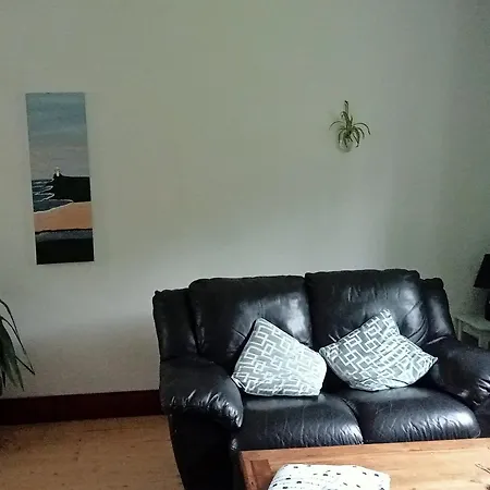 Habitación en casa particular Bedroom With Private Entrance And Parking *